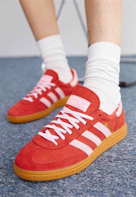 handball spezial shoes red